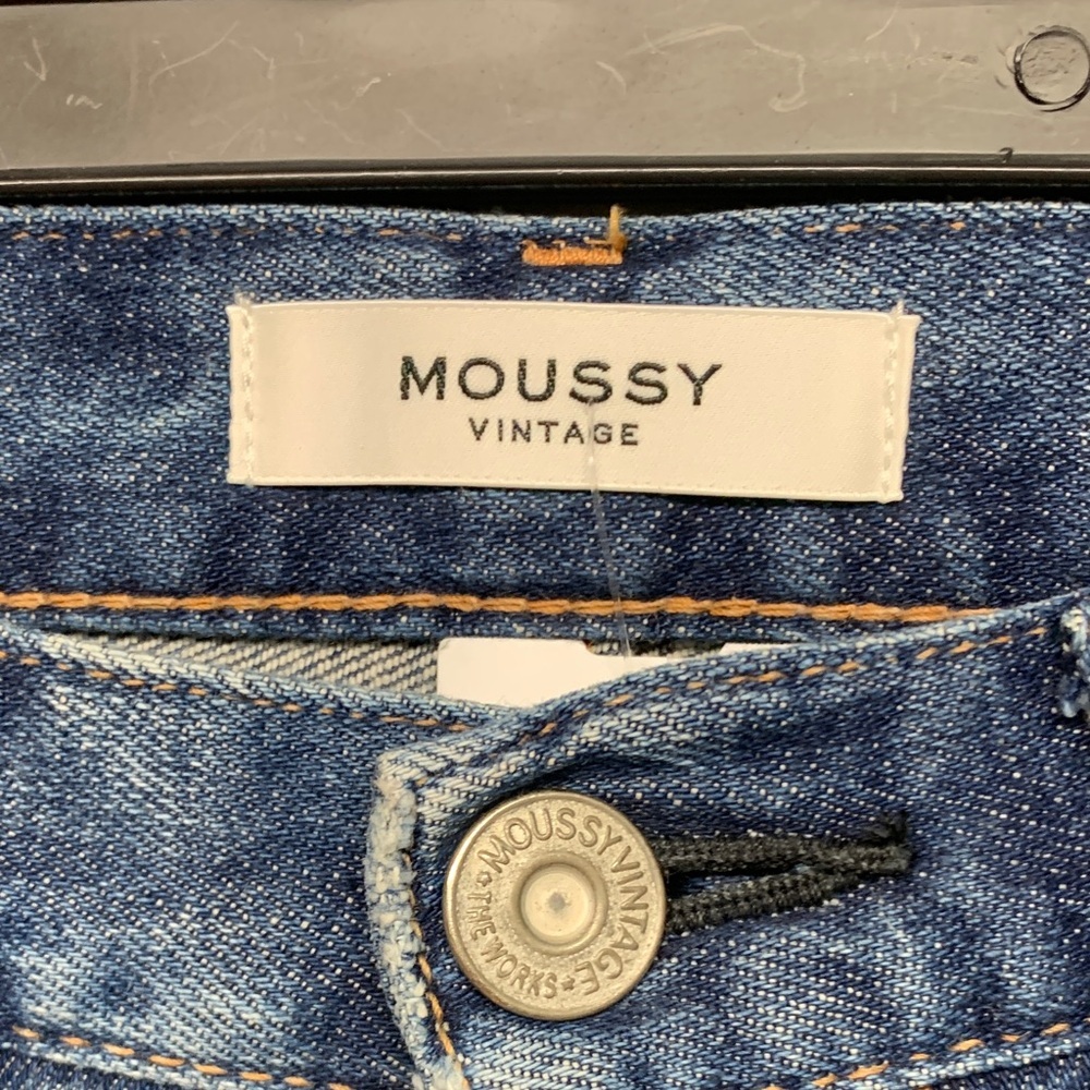 Moussy Blue Ankle Jeans - Picture 2 of 3